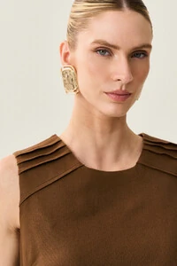 Conjunto de Linho de Blusa Regata Ombro Pregas e Shorts