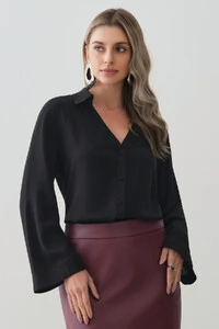 Camisa Manga Evasê Decote V Mini Botões Forrados