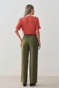 Blusa Decote V Abas
