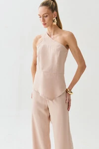 Conjunto de Blusa Regata Assimétrica Um Ombro Só Recorte Cintura e Calça Wide Leg Botão Forrado