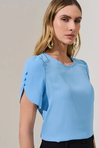 Blusa Manga Mini Botões Forrados Triple