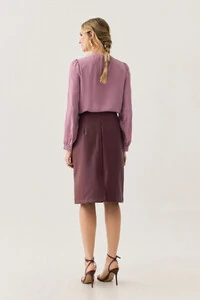 Blusa Manga Longa Punho Gola Baixa Vazada Gota