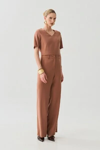 Conjunto de Alfaiataria de Blusa Decote V e Calça Wide Leg