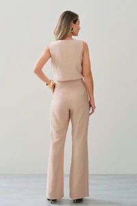 Conjunto de Blusa Regata Decote V Recortes e Calça Flare Botão Forrado