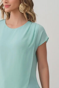 Blusa Dupla Assimétrica Transpassada Manga Morcego Ombro Esquerdo Pregas Triple