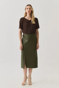 Blusa Decote V Torcido