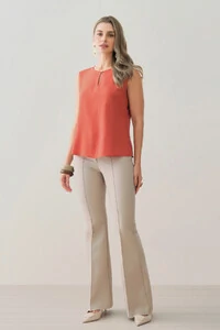 Regata Decote Gota Recortes