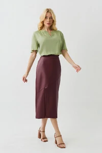 Blusa Manga Evasê Decote Cavado Nervuras