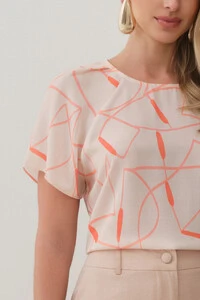 Blusa Abstrata Manga Raglan Ombro Prega