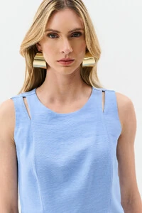 Conjunto de Blusa Regata Crop Ombro Cut Out Recorte e Calça Reta Botão Forrado