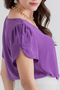 Blusa manga aberta botão forrado