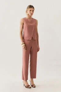 Conjuntode Alfaiataria de Regata Crop Transpassada e Calça Reta