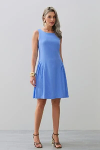 Vestido Regata de Linho Recortes Pregas Laterais