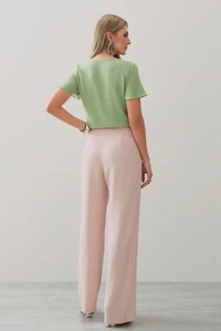 Blusa Decote Pregas