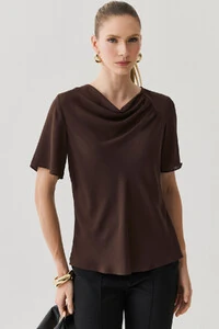 Blusa Assimétrica Manga Evasê Decote Drapeado Ombro Recorte Franzidos