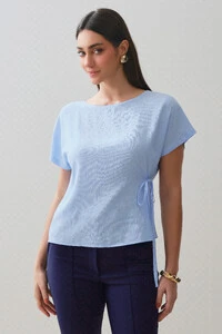 Blusa Manga Morcego Lateral Laço