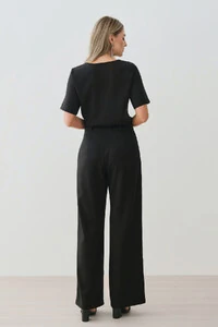 Conjunto de Alfaiataria de Blusa Decote V e Calça Wide Leg