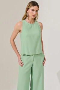 Conjunto de Alfaiataria de Blusa Regata Crop Pence e Calça Pantacourt Botão Forrado