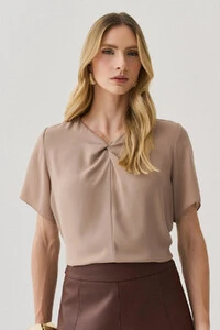 Blusa Decote V Torcido