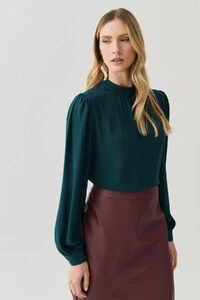 Blusa Manga Longa Punho Gola Baixa