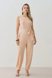 Macacão Regata Recorte Cenoura Cinto