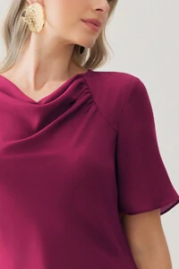 Blusa Assimétrica Manga Evasê Decote Drapeado Ombro Recorte Franzidos