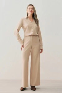 Conjunto de Alfaiataria de Camisa Manga Longa e Calça Reta