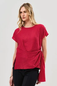 Blusa Manga Morcego Faixa Transpassada Fenda Lateral Direita
