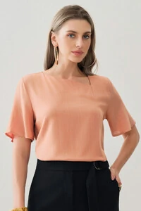 Blusa Decote V Assimétrico Recorte