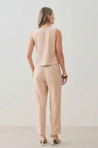 Conjuntode Alfaiataria de Regata Crop Transpassada e Calça Reta