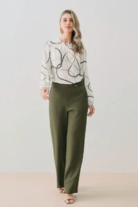 Blusa Abstrata Manga Longa Decote Pregas