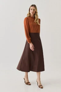 Blusa Manga Longa Punho Gola Baixa Mini Botões Triple