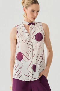 Regata Abstrata Gola Baixa Laço Decote V Ombro Prega