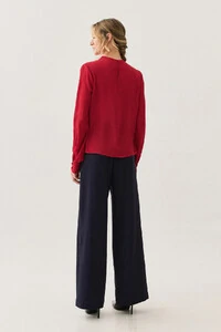 Blusa Assimétrica Manga Longa Punho Double Gola Careca Baixa Ombro Direito Pregas Double