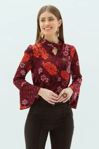 Blusa floral étnica manga longa evasé gola dobrada pérola decote gota vazado