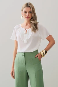 Blusa Manga Raglan Decote Babado Laço