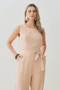 Macacão Regata Recorte Cenoura Cinto