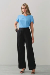 Blusa Decote V Assimétrico Pregas