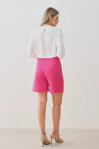 Shorts de Alfaiataria Prega Botão Forrado