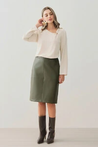 Blusa Decote V Assimétrico Gold