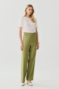 Blusa Decote Redondo Ombro Prega