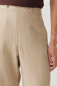 Pantalona Slim Risca de Giz Botões Gold