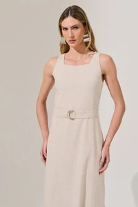 Vestido Midi Regata de Linho Decote Quadrado Fendas Laterais Cinto Fivela