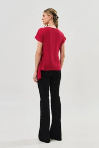 Blusa Manga Morcego Faixa Transpassada Fenda Lateral Direita