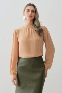 Blusa Manga Longa Punho Gola Baixa