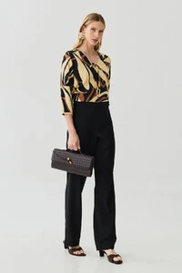 Calça Reta Botões Forrados Double