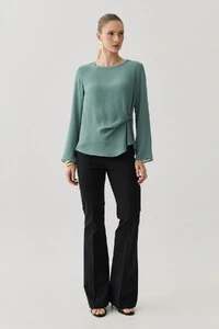 Blusa Dupla Assimétrica de Chiffon Yoryu Manga Longa Evasê Lateral Drapeada