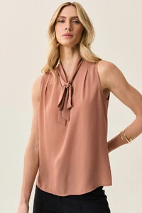 Regata Gola Baixa Laço Decote V Ombro Prega