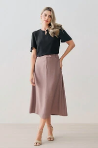 Blusa Manga Evasê Decote Vazado Gold