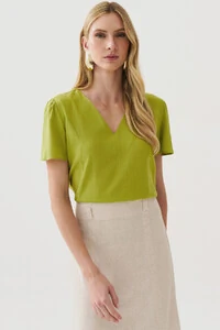 Blusa Decote V Recortes Laterais